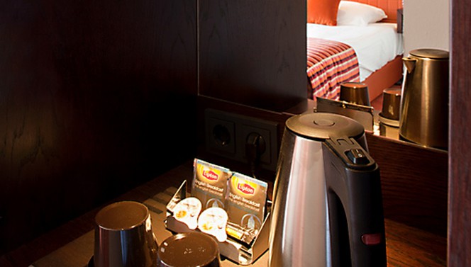 Tea and coffee facilities Hotel Hilversum - De Witte Bergen 